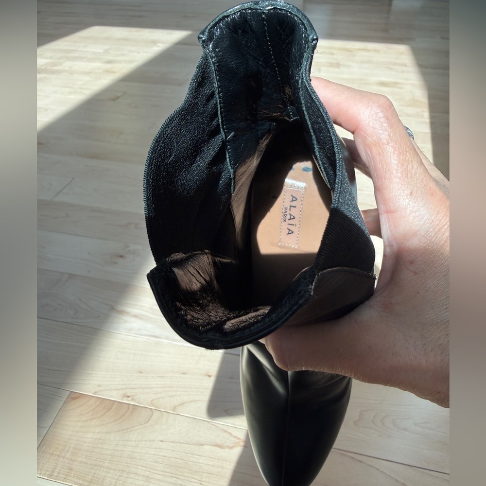 VINTAGE ALAÏA Paris Black Leather Pointed Toe Stiletto Ankle Boots - Size 38 - Picture 14 of 14